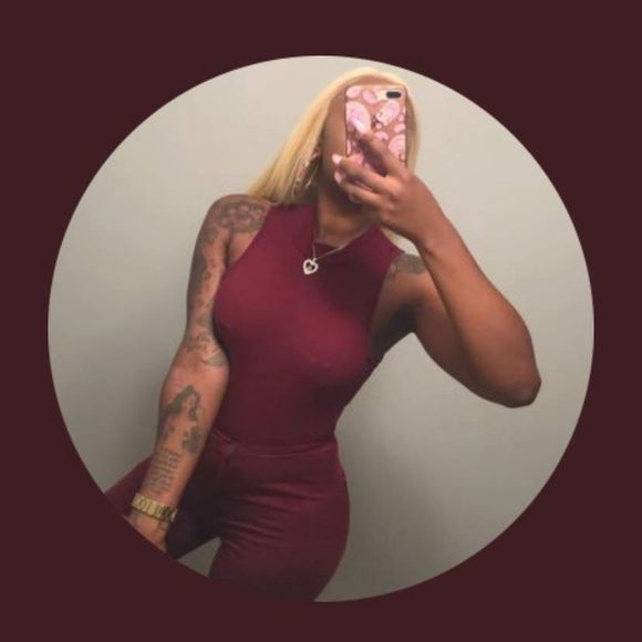 Meet your Posher, Aja - Picture 1 of 1